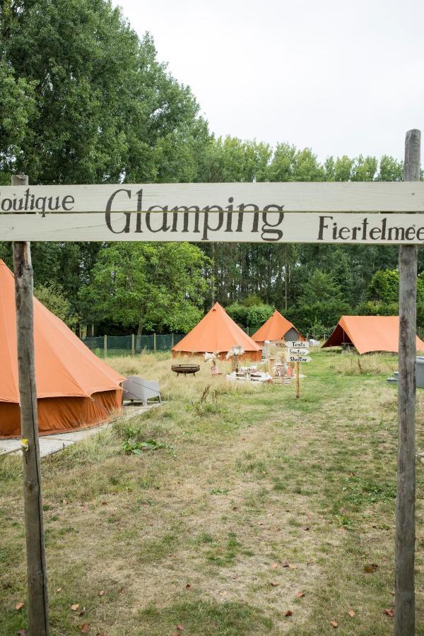 Fiertelmeers Boutique Glamping Hotel รอนเซ ภายนอก รูปภาพ